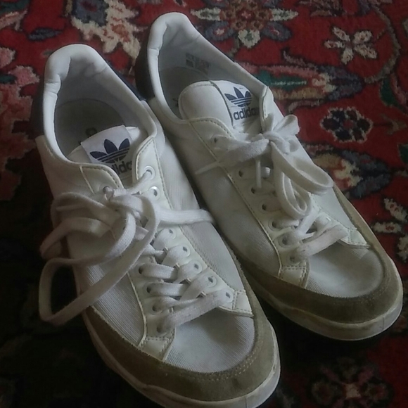 rod laver tennis shoes
